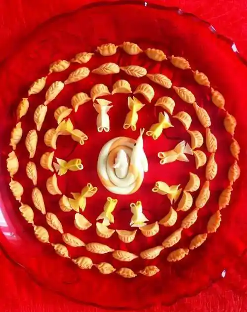 百年好合!焦奶奶制作的满家饺子有9个品种.联系电话:13008042109