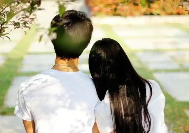 在恋爱中相爱的两个人如何保持还拥有自我这三点要求帮助你