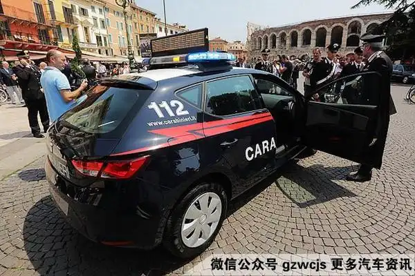 看看人家意大利警察多节省竟用20t警车