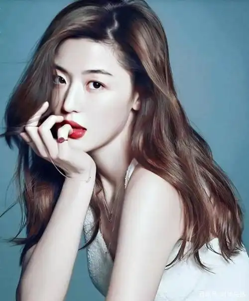 "防腐剂美貌"全智贤营业中,教你数年后也能保持漂亮的秘诀!