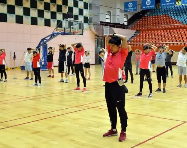 苏炳添开的体育课火了!上他的课是一种什么体验?