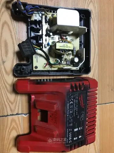 米沃奇m18充电器维修大神