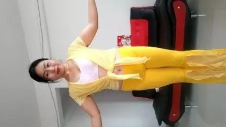 敏儿长发姐姐广场舞 跳广场舞的好身材姐姐又双叒叕来了 - 敏儿长发