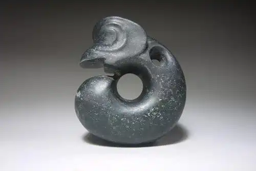 红山文化玉器-------包浆紧裹呈散漫光