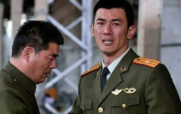 任天野主演的电视剧平民走出的实力派男演员