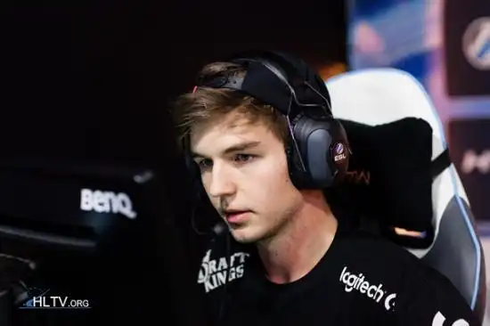 csgo英雄志集颜值与实力于一身的阿汤哥dev1ce