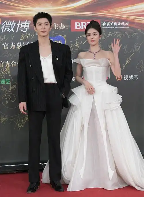 虞书欣脸肿,杨紫,陈都灵比丑,微博之夜成了照妖镜|古力娜扎|音乐专辑