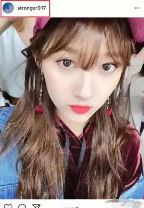 关晓彤ins账号曝光, 英文名是亮点, 网友: 把鹿晗当网名太甜了!