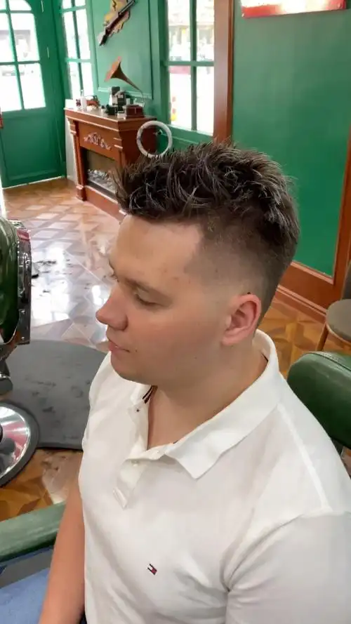 v-men男士理发馆#美式渐变 #男士短发造型设计