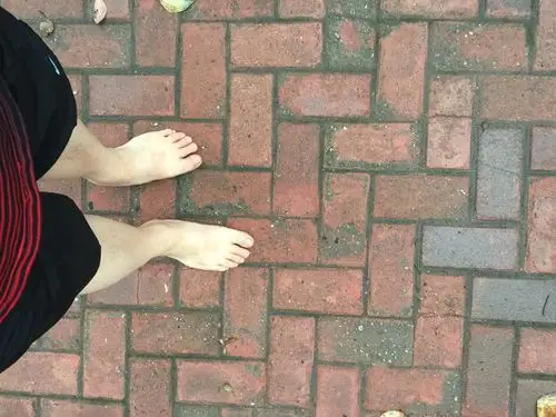 推荐一条赤脚晨练路线