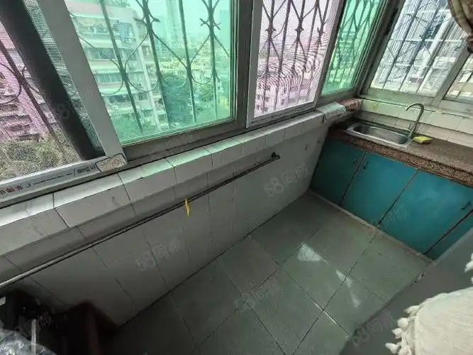 怡芳苑电梯高层精装一房南北对流采光通风好家私齐全