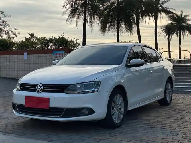 大众 速腾  2014款 改款 1.4tsi 自动豪华型图片