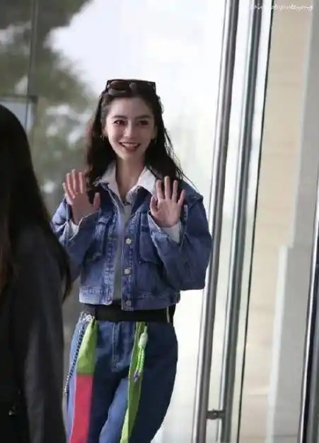 首期路透照,沙溢蔡徐坤"父子情深",郑恺发福了_变化_baby_宋雨琦