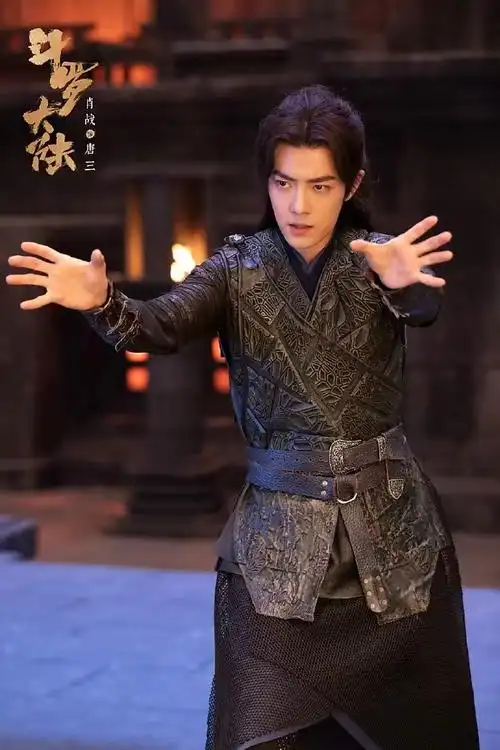 肖战#饰演的"唐三"是我最喜欢的角色之一肖战把那种英勇无畏,荡纯