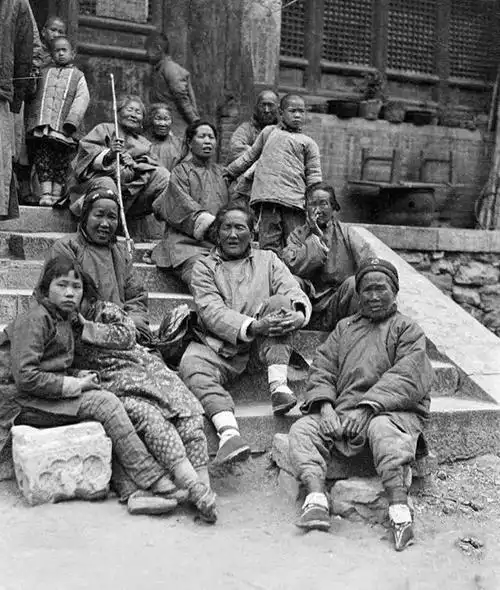 68张100年前的中国老照片