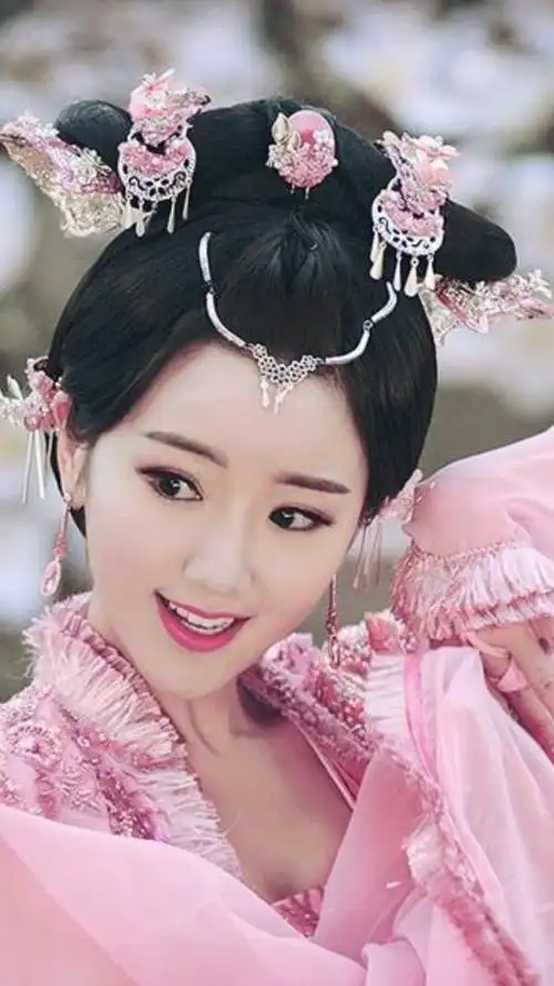 锦绣未央 毛晓彤饰演李常茹