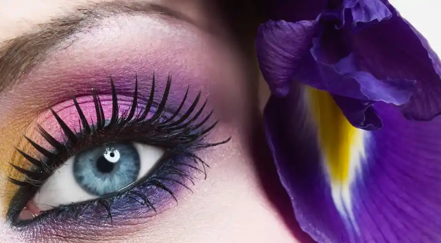 选对睫毛膏,刷出亮丽大眼睛