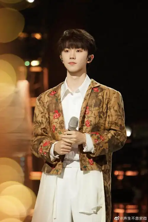 马嘉祺声生不息初舞台剧照