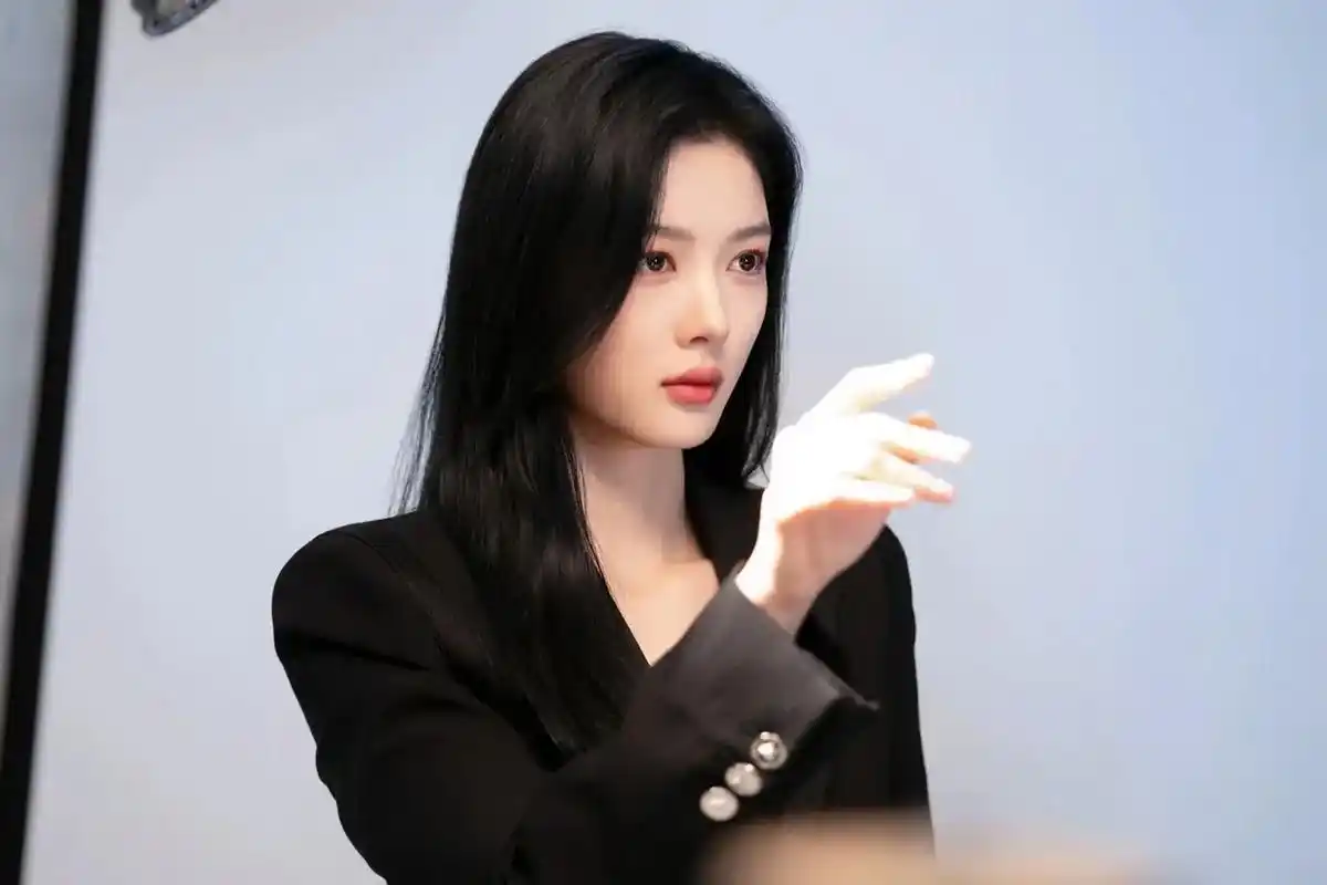 金裕贞出生于1999年9月22日,身高1米64,三围:33b - 抖音