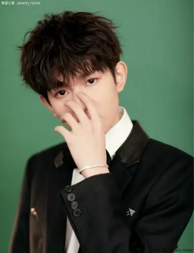 chopard 萧邦 ice cube系列 王源定制款手镯