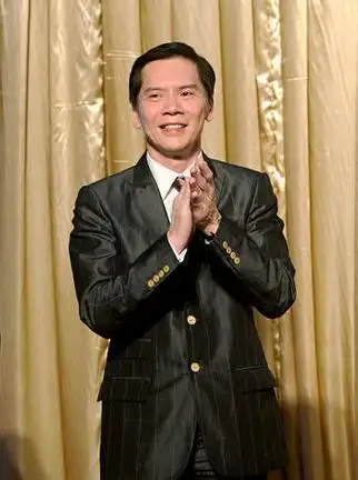 向华强不敢动的5个人——来《热点新闻》了解一下吧-标签聚焦(tagjj.