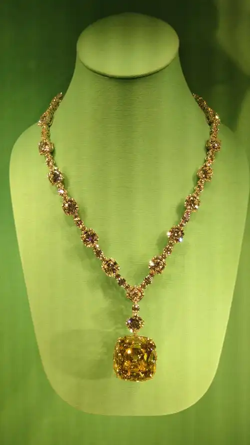 9.28参观蒂芙尼180年创新艺术与钻石珍品展)