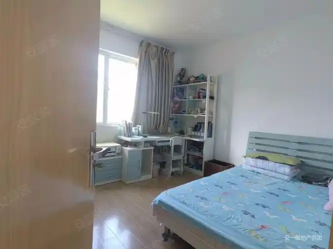 电梯小高层怡芳苑二期精装三房阳光好临地铁房东急卖