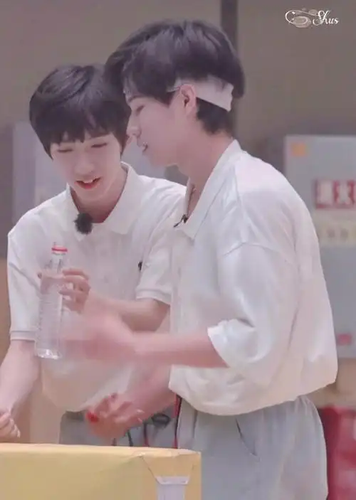 源霖「张真源×贺峻霖」