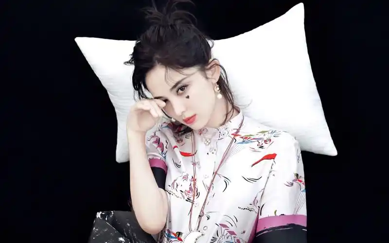 古力娜扎超酷个性写真,高清图片,电脑桌面-壁纸族