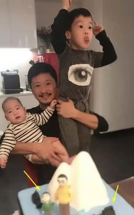 吴京补税风波后为儿子庆生,穿600元t恤微醺,谢楠删微博引争议!