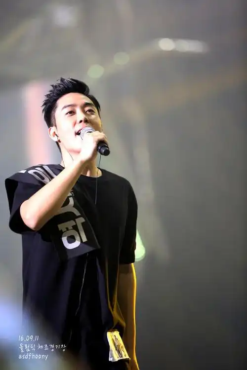 href="/item/首尔特别市">首尔特别市 /a>,韩国男歌手,主持人,演员