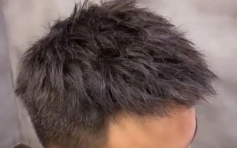 【男生烫发推荐】 钢夹烫 阳光帅气的立体碎盖很有气质 建议长度5~7cm