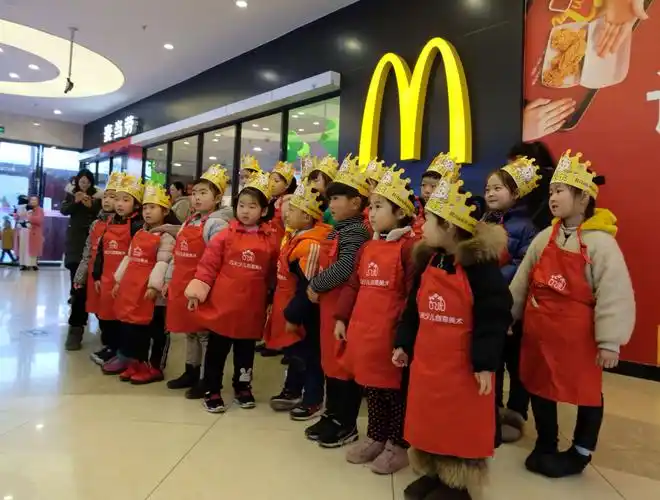几米少儿美术&麦当劳集体生日派对精彩回顾!