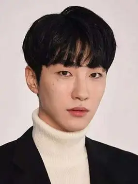 超帅的男生锅盖头发型 让你迅速变时髦潮流_小猪生活-武汉猪小侠网络