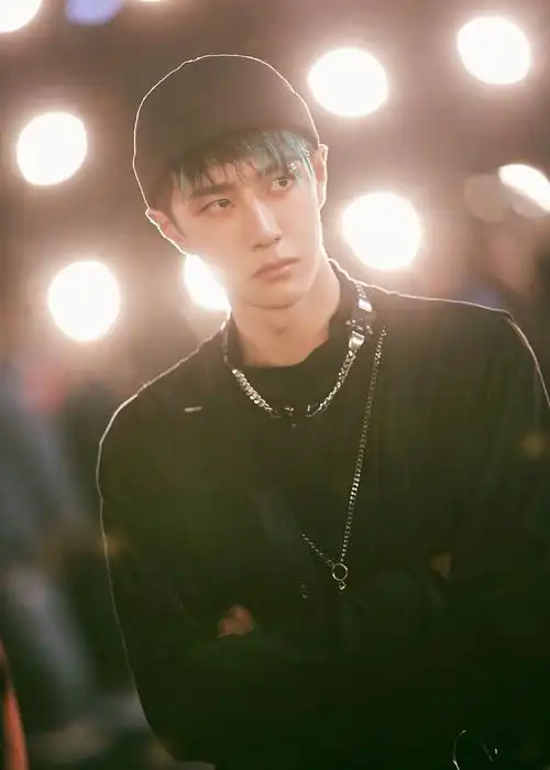 王一博专业街舞评判收获一致好评