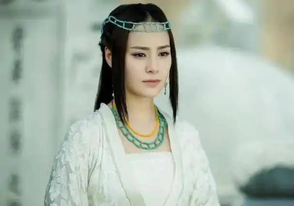 钟欣潼的6个绝美古装,巽芳神还原,程灵素经典,最美的高贵优雅