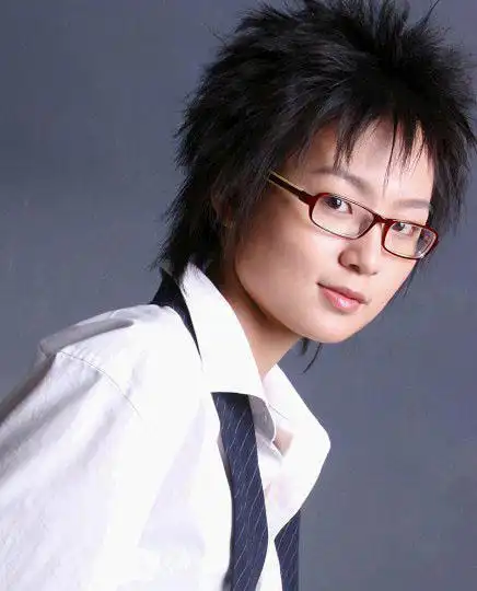 周笔畅与天娱解约600万违约金 笔爸公司掏腰包