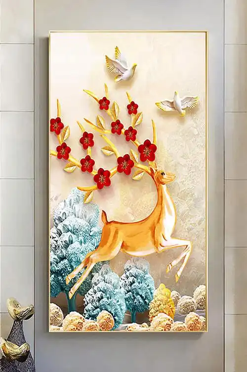 枝干上卧着两只喜鹊,为画面增添了生气盎然的感觉,而且也象征着成双成