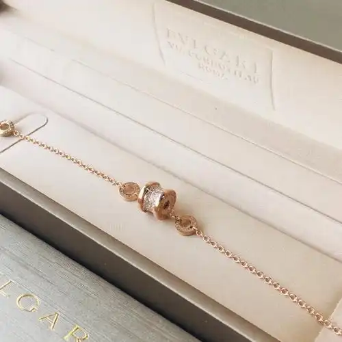 bvlgari小蛮腰手链始终经典好看