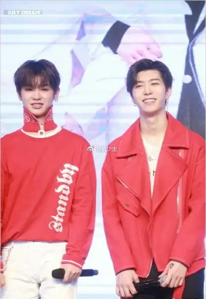 "皇权"指的是范丞丞,"富贵"指的是justin.