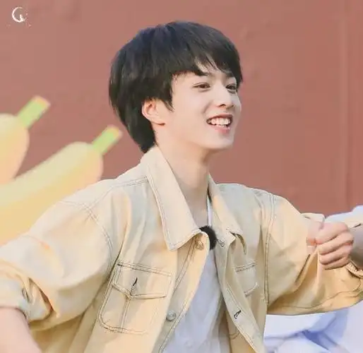 刘耀文多高及个人资料刘耀文宋亚轩真实关系