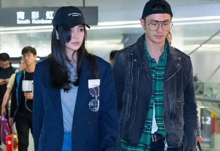 昔日绯闻男友苏醒疑为李菲儿发声,同是前男友,格局风度立见高下