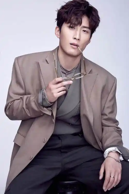 《楚乔传》的大火,不只是让林更新和赵丽颖的人气更上一层楼,还实现了