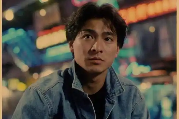 刘德华新造型曝光满头白发啤酒肚明显观众感慨