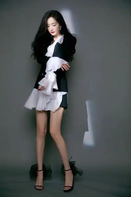 这14位女明星大长腿瞩目,个个都是"腿精"_腾讯新闻