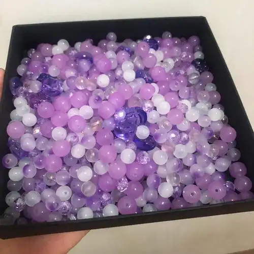 回购3次一家只在午夜0点开播的琉璃珠店铺