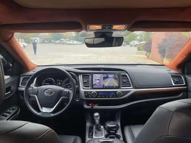 汉兰达2021款汉兰达报价及图片(汉兰达2021款汉兰达报价及图片尺寸)