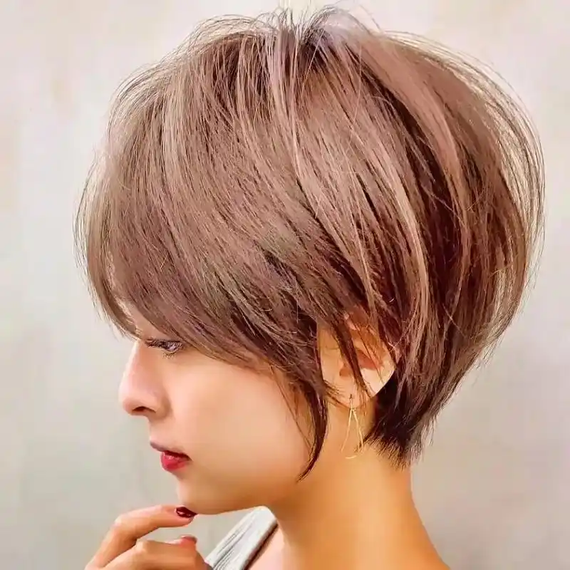 女士减龄短发推荐 #换个发型迎接新年 #如何找到适合自己的 - 抖音