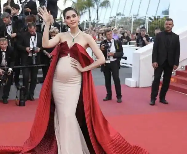 "范冰冰"挺着大肚子走国际红毯, 开创史上第一位