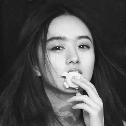 赵丽颖|时尚cosmo|微调|黑白头像|无水印|眼里有星辰大海